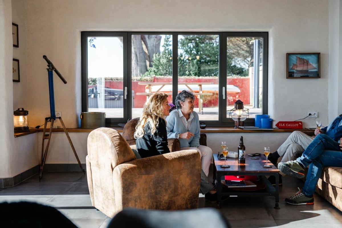 Le Chantier D 'Ernest- Loft T4 Les Pieds Dans L' Eau Carantec Buitenkant foto